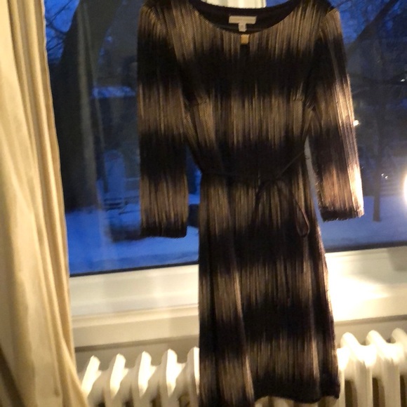 Size Petit 4 Dress - work or evening wear - Picture 3 of 5